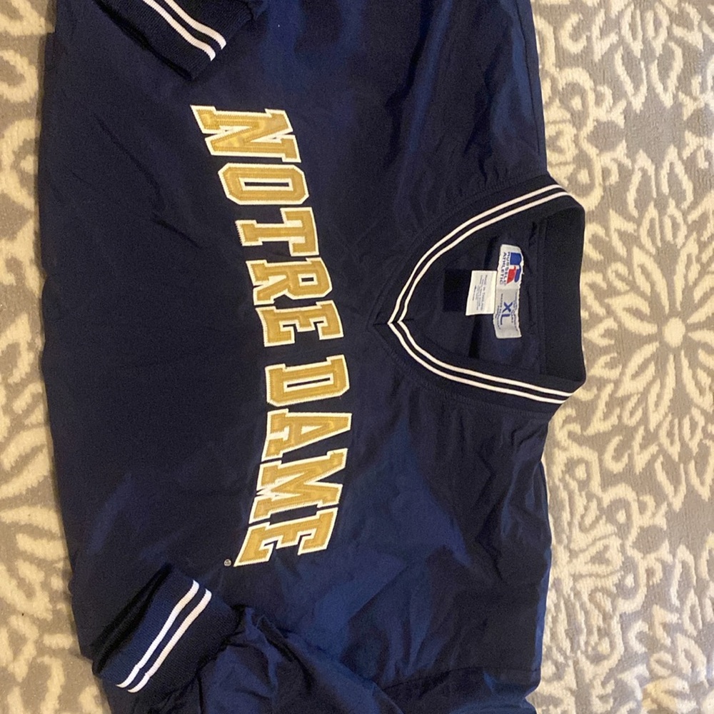 Notre Dame water resistant pull over